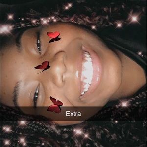 Meet your Posher, Lariciana